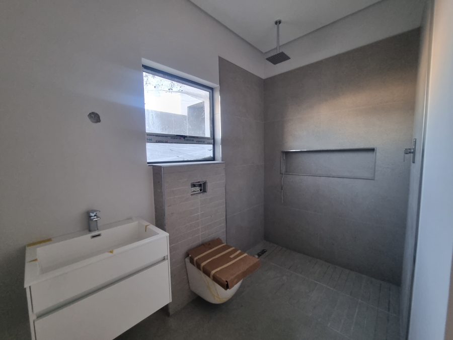 4 Bedroom Property for Sale in Sandown Western Cape